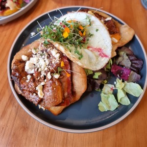 HOJALDRA BRISKET AL ESTILO AU CHEVAL