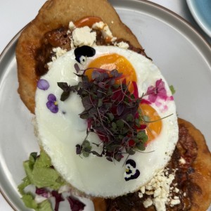 HOJALDRA BRISKET AL ESTILO AU CHEVAL