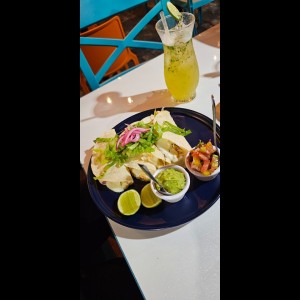 Platos Fuertes - Tacos de camarón
