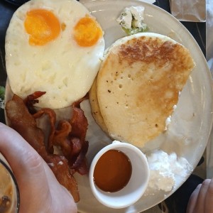 Desayunos - Siempre 'Toy Rico