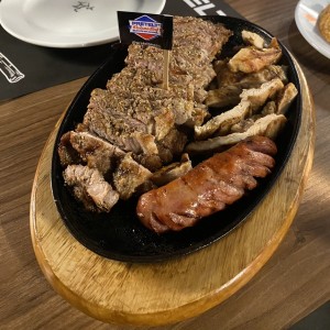 PARRILLADA PANAMA BEEF (para 4 personas)
