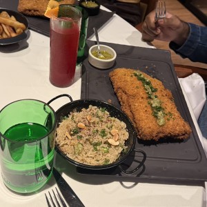 Milanesa de Res, Arroz con almendras