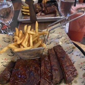 Famous Ribs - 1/2 Rack