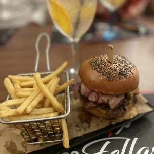 La Pitmaster FINALISTA DEL BURGER WEEK 2024