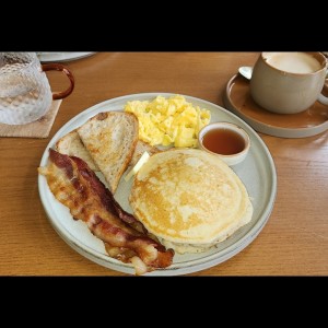 DESAYUNOS - AMERICANO