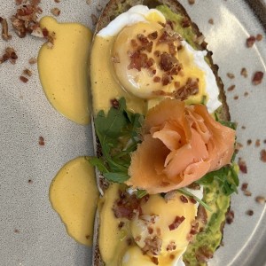 Huevos benedictinos