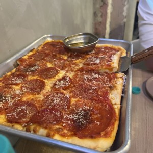 LA DONNY DE TODOS LOS PEPPERONI