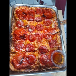 LA DONNY DE TODOS LOS PEPPERONI