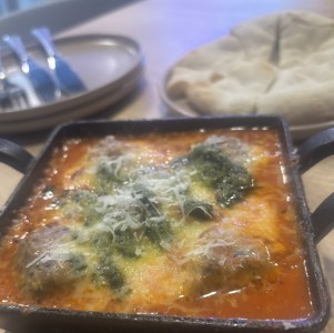 Albondigas