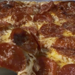 LA DONNY DE TODOS LOS PEPPERONI