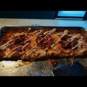 Pizza week (con chicharrón) 
