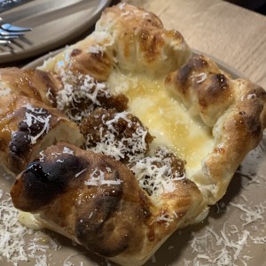 Fig-N-cheese