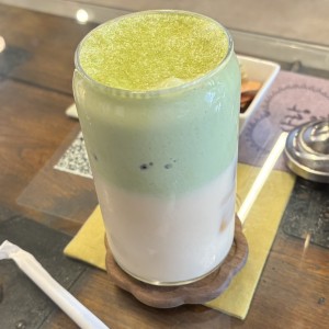Iced late banana matcha