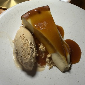 Tarta de sésamo y toffee de café Geisha