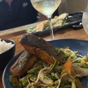 Salmon a la plancha con Vegetales