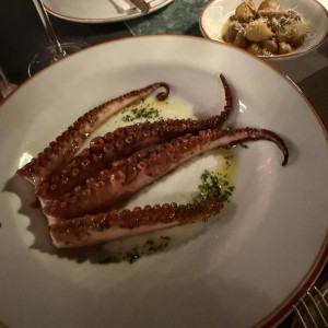 Pulpo a la parilla 