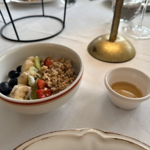 Bowl de Yogurt y frutas del brunch