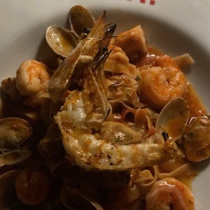 Fettuccine frutti di mare 