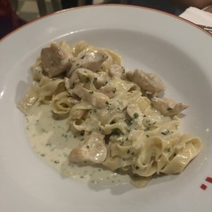 Pasta con pollo