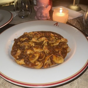 Tortellini alla bolognesa