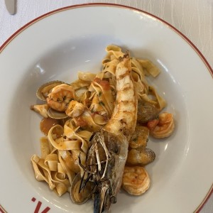 FETTUCCINE FRUTTI DI MARE