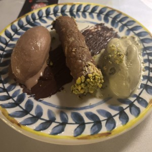 Chocolate Dubai cannoli