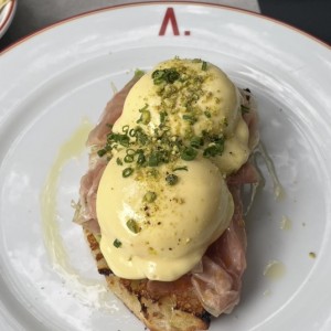 Huevos Benedicto