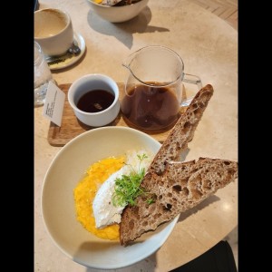 Huevos Cremosos