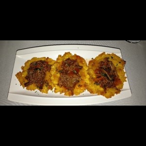 Patacones con ropa vieja