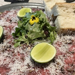 ENTRADAS - CARPACCIO DI MANZO