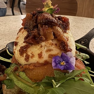 ENTRADAS - BURRATA FIORI