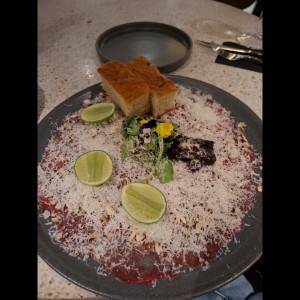 ENTRADAS - CARPACCIO DI MANZO