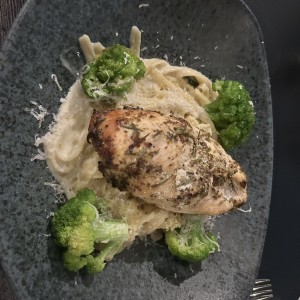 Fetuccini cuatro quesos