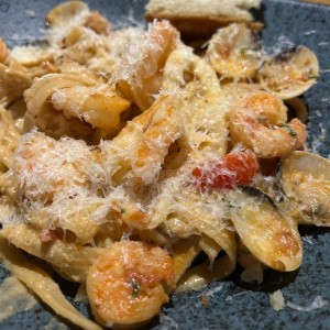PASTAS - FRUTTI DE MARE