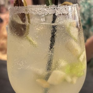 Mocktail - manzana verde y romero