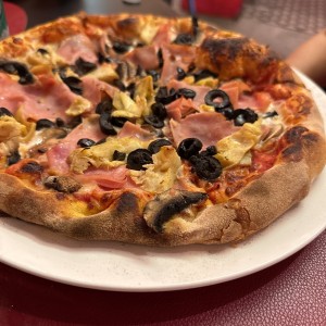 PIZZA MENU - CAPRICCIOSA