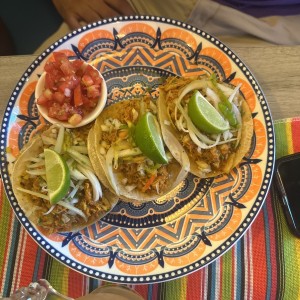 tacos de cochinita