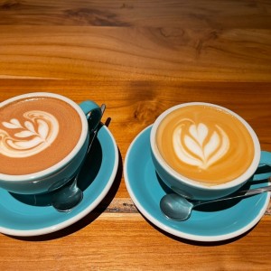 Mocaccino y capuccino