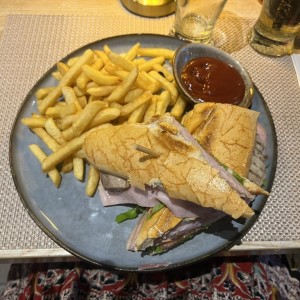 Cuban sandwich 