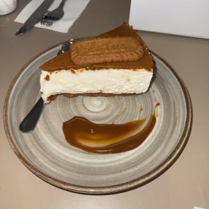 Lotus cheesecake