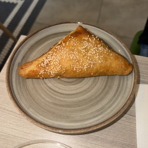 Bureka de queso grande