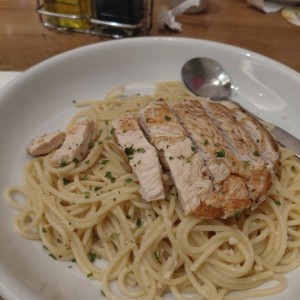 spaguetti con pollo