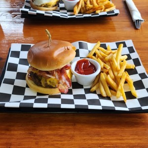 Hamburguesa Clasica