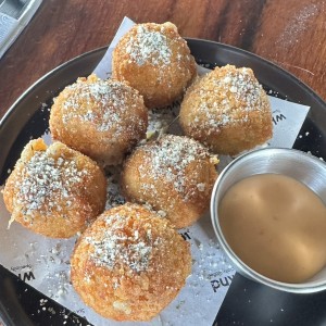 Cheeseballs