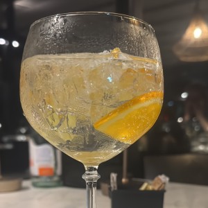 Gin tonic 