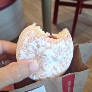 donut strawberry