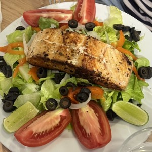 Salmon con vegetales