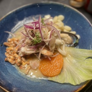 Ceviche mixto