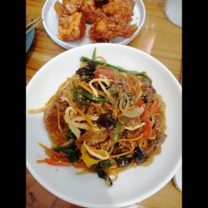 Japchae tradicional