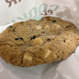 Cookies and Cream Cookie